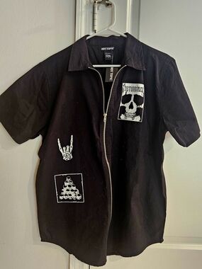 Hot Topic Black Short Sleeve Shirt with Skull Patches